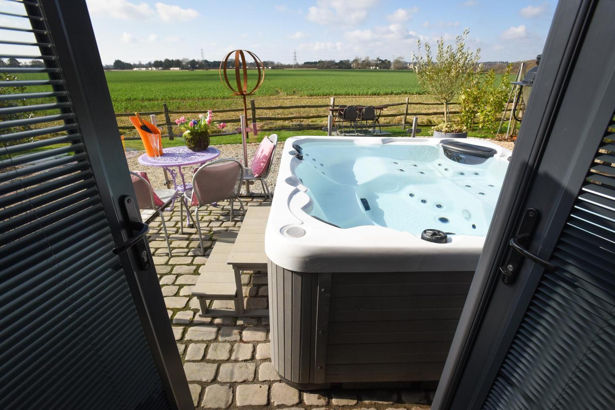 Air Maison - The Cow Shed Wow Factor Countryside Retreat Westbourne  Exteriör bild