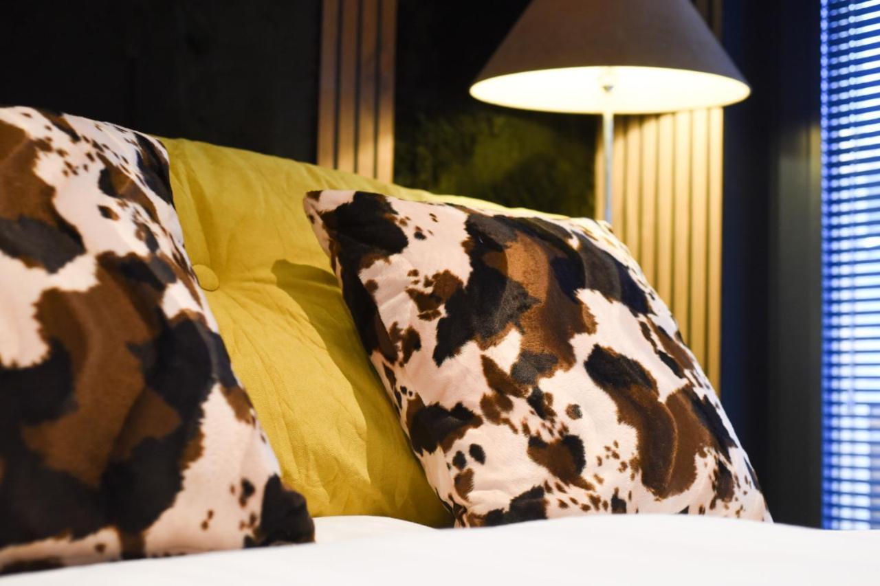 Air Maison - The Cow Shed Wow Factor Countryside Retreat Westbourne  Exteriör bild
