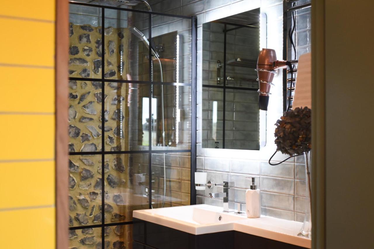 Air Maison - The Cow Shed Wow Factor Countryside Retreat Westbourne  Exteriör bild