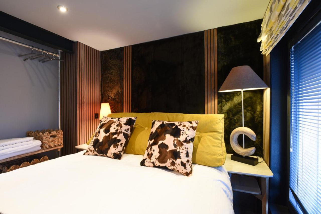 Air Maison - The Cow Shed Wow Factor Countryside Retreat Westbourne  Exteriör bild